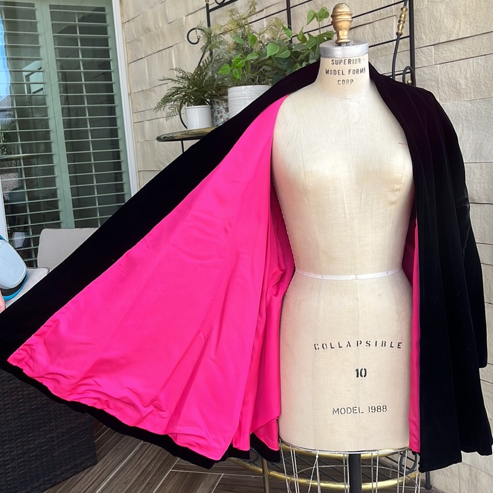 Maruscha black velvet swing coat